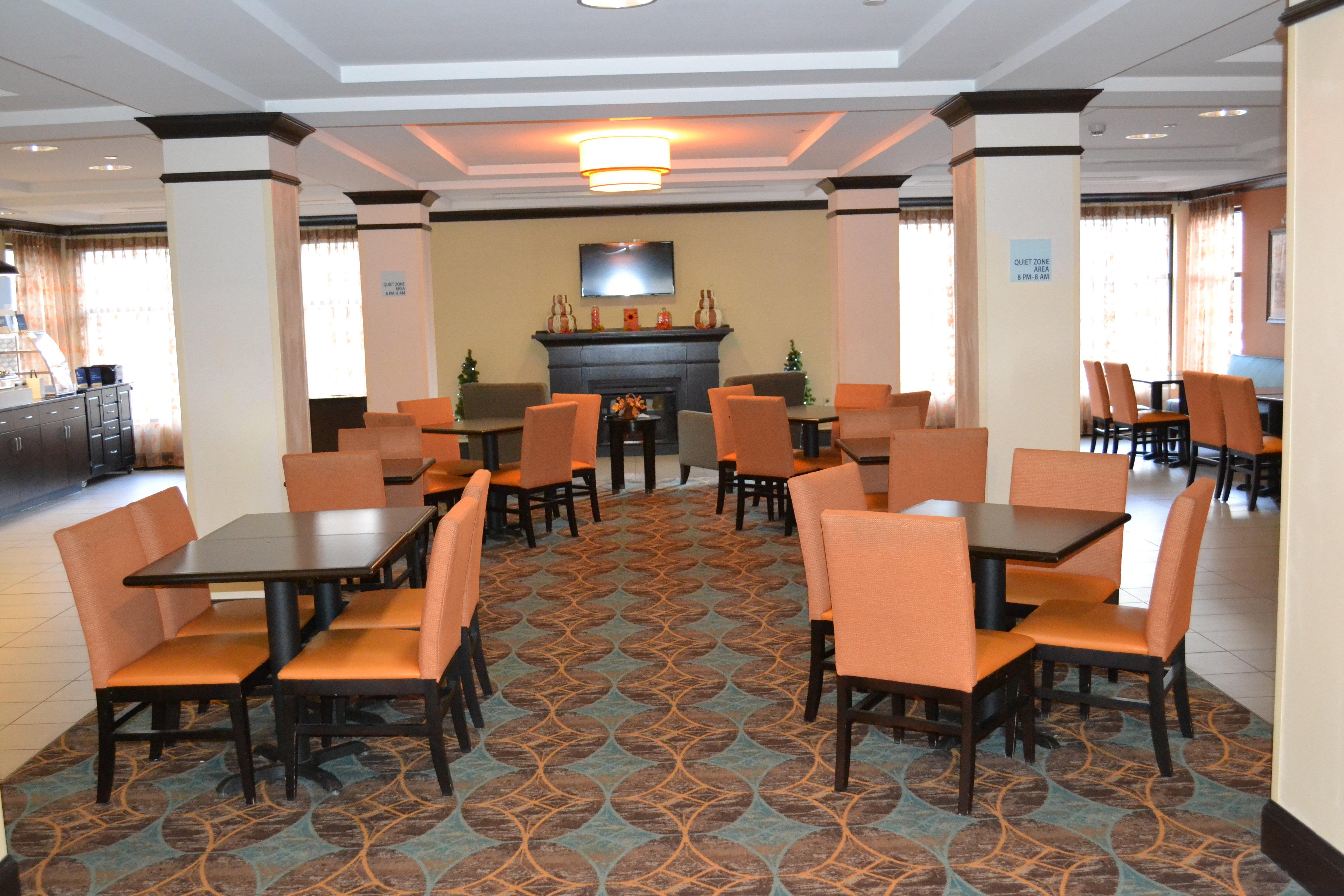 Holiday Inn Express Selinsgrove By Ihg Shamokin Dam Екстер'єр фото