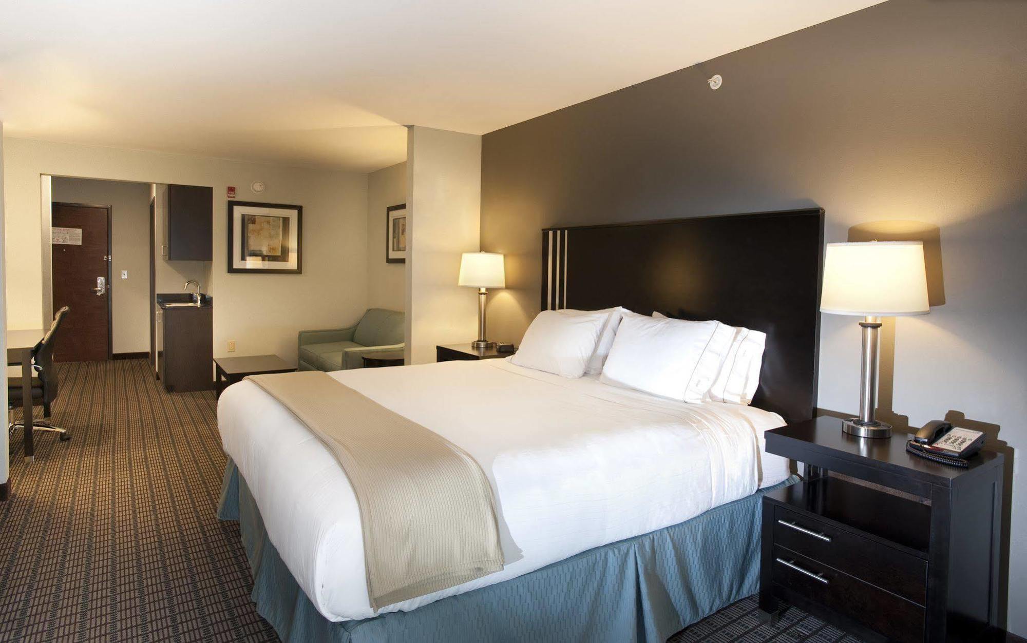 Holiday Inn Express Selinsgrove By Ihg Shamokin Dam Екстер'єр фото