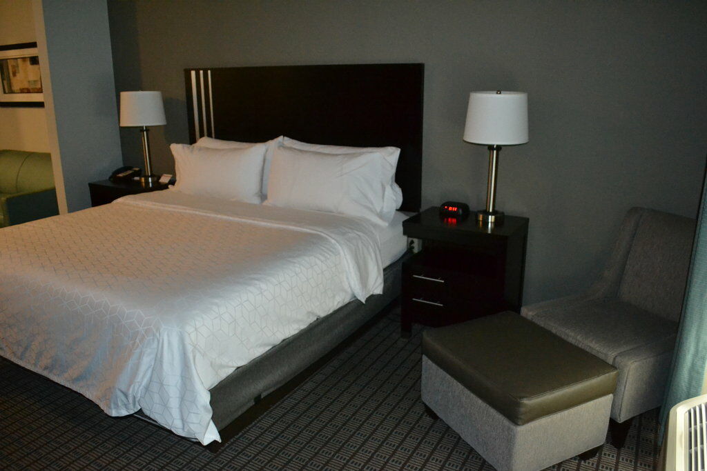 Holiday Inn Express Selinsgrove By Ihg Shamokin Dam Екстер'єр фото